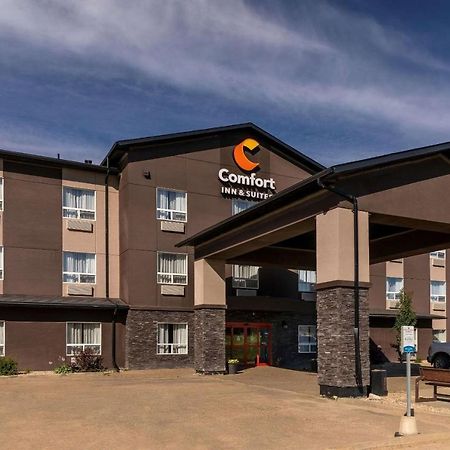 Comfort Inn & Suites Fox Creek Exterior photo