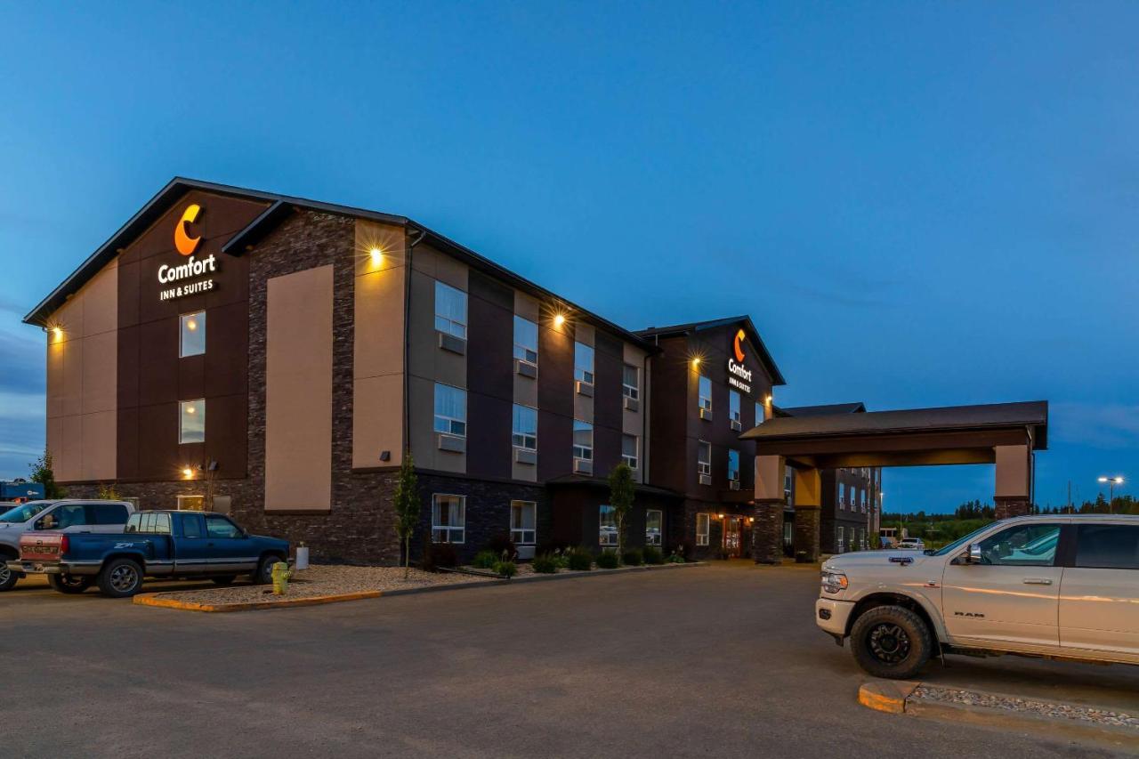 Comfort Inn & Suites Fox Creek Exterior photo