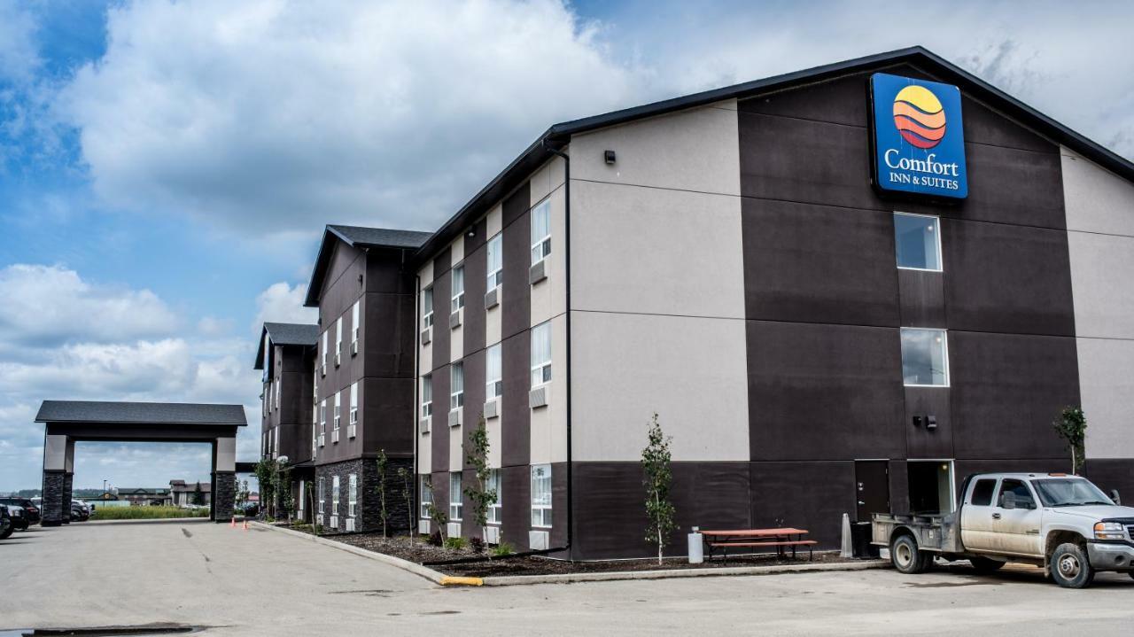 Comfort Inn & Suites Fox Creek Exterior photo